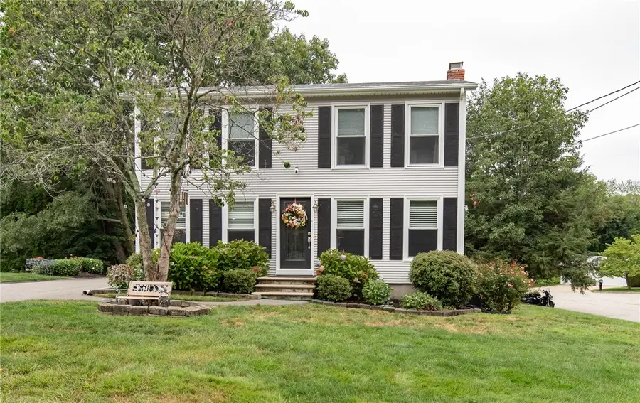 18 Woodcrest Drive, Johnston, RI 02919 - #3