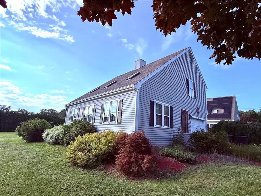 15 Statue Way, Portsmouth, RI 02871 - #2