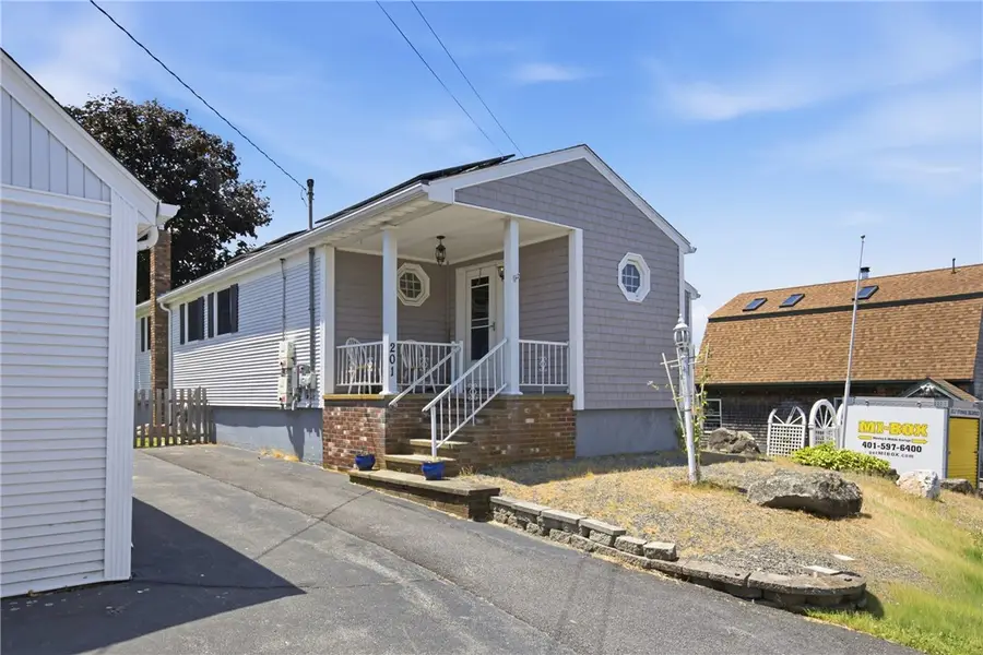 201 Randolph Avenue, Tiverton, RI 02878 - #2