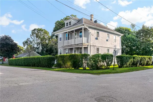 207 Welfare Avenue, Warwick, RI 02888