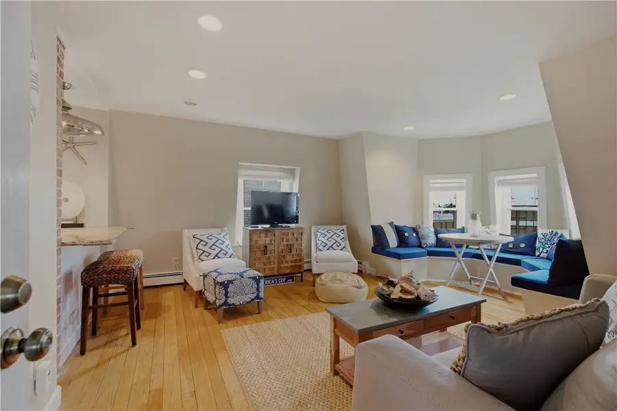 109 Church Street #5, Newport, RI 02840 - #3