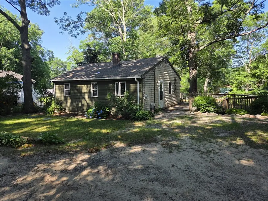 31 Lakeside Drive, Hope Valley, RI 02832 - #3
