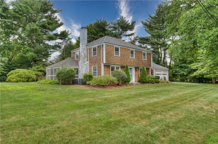 8 Lee Road, Barrington, RI 02806 - #3