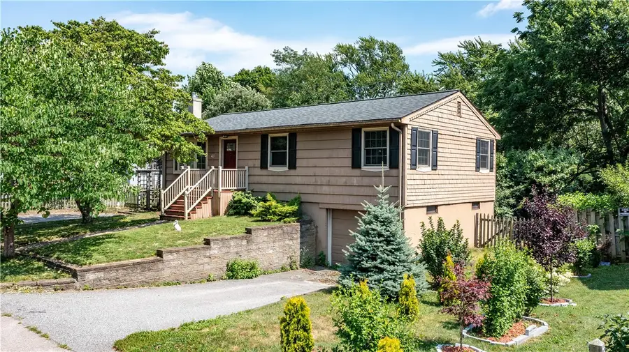 41 Mount View Avenue, North Kingstown, RI 02852 - #3