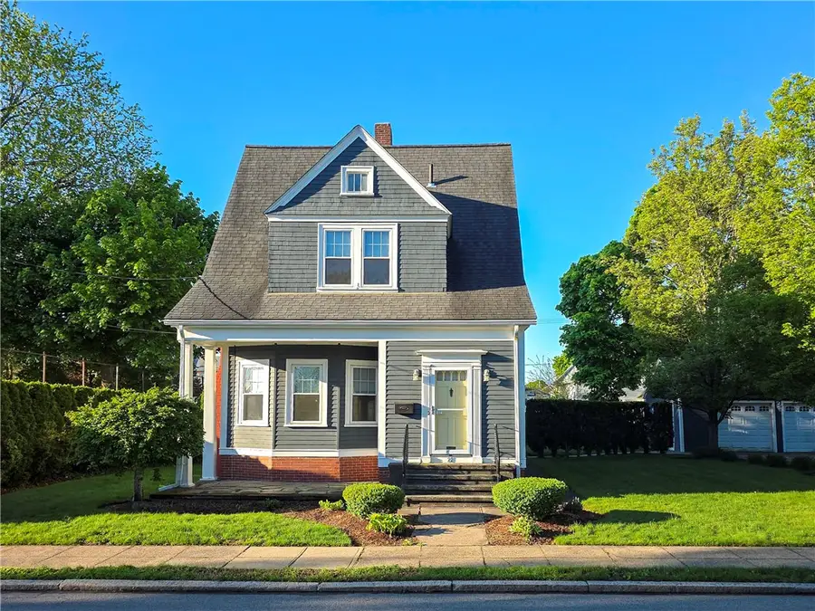 225 Hunts Avenue, Pawtucket, RI 02861 - #3