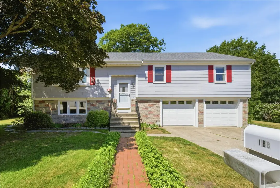 18 Continental Drive, Middletown, RI 02842 - #1