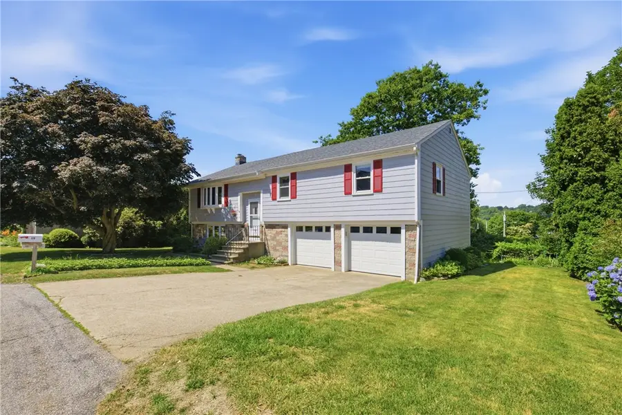 18 Continental Drive, Middletown, RI 02842 - #2