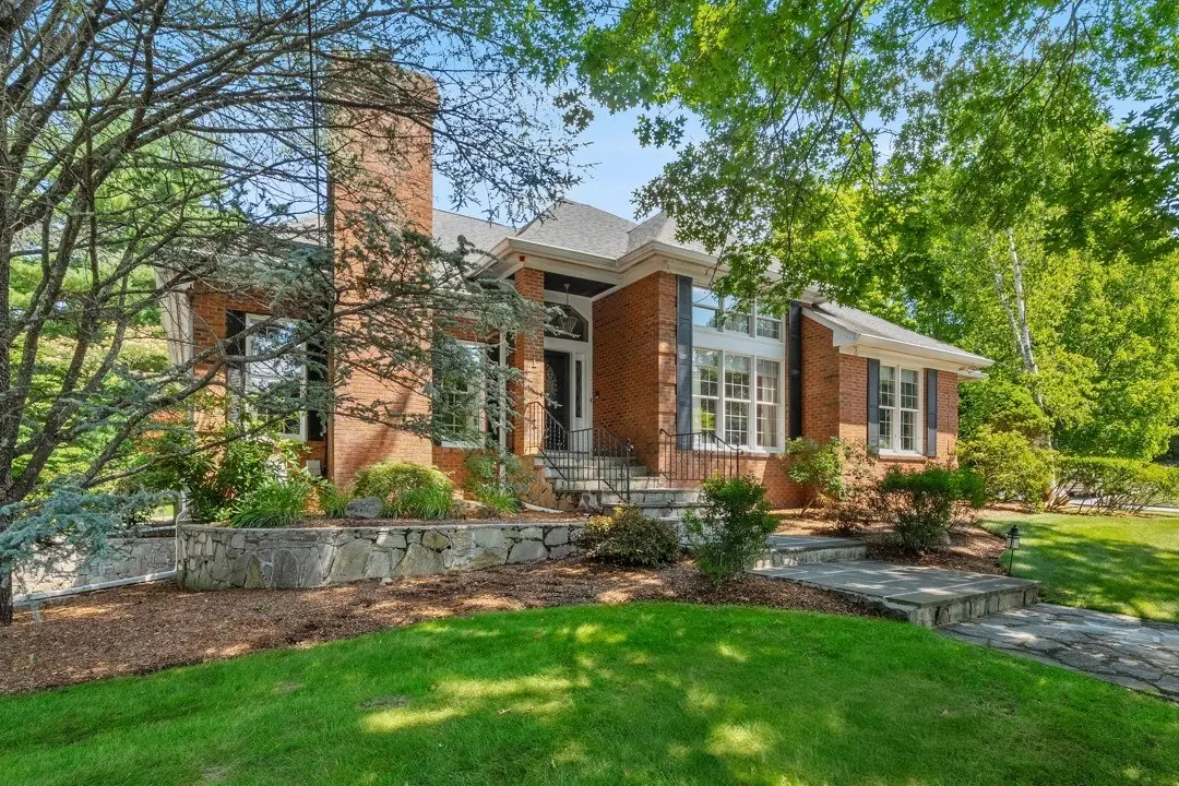 1 Mulberry Court, East Greenwich, RI 02818 - #1