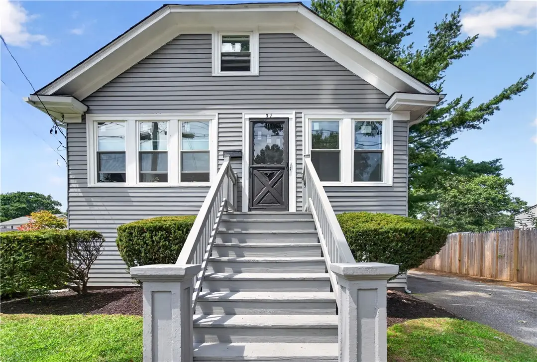 31 Elton Avenue, Warwick, RI 02889 - #1