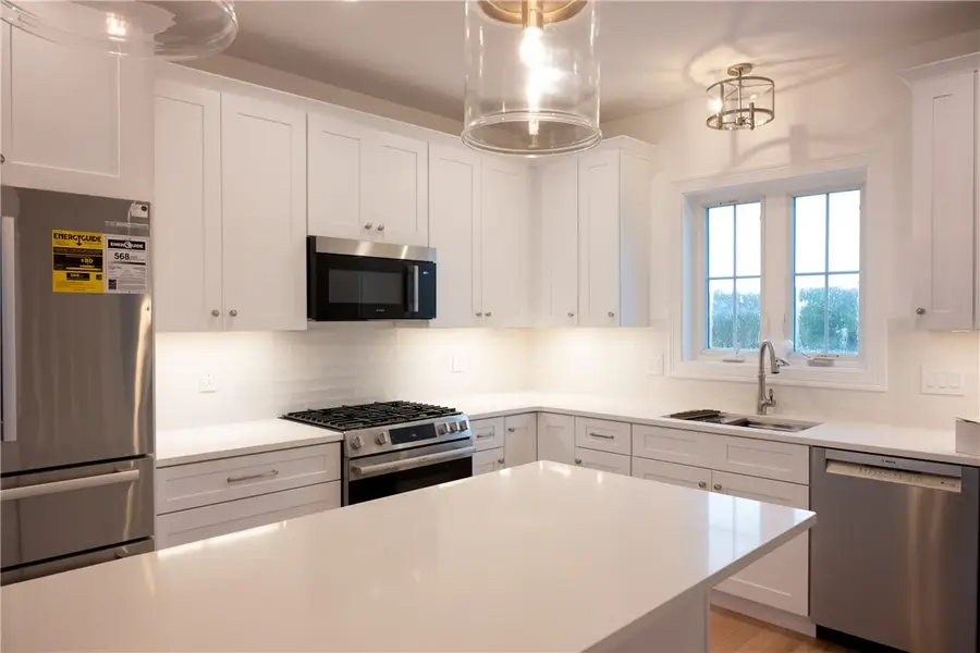 25 Bunker Hill Crossing, Portsmouth, RI 02871 - #2
