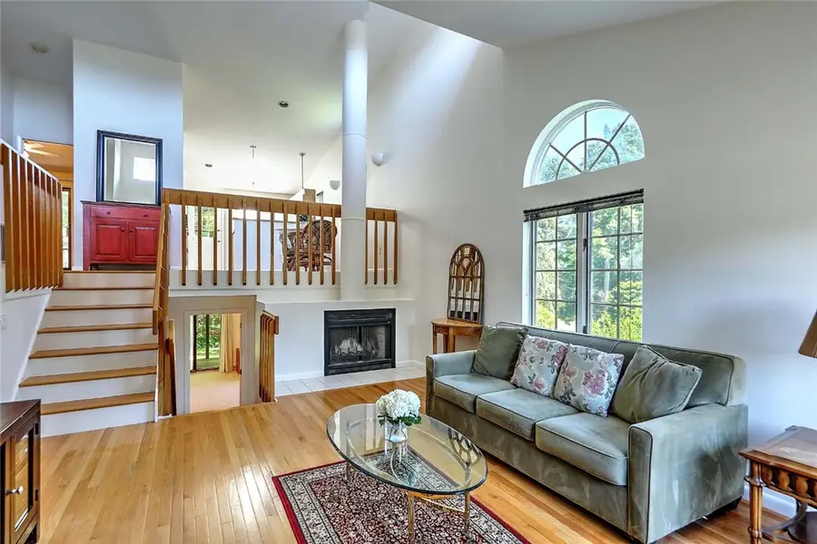 101 Cardinal Drive, North Kingstown, RI 02852 - #3