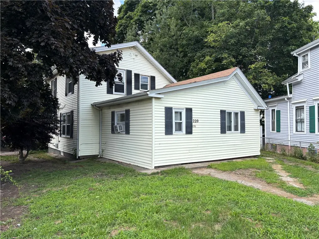 220 Dunnell Avenue, Pawtucket, RI 02860 - #1
