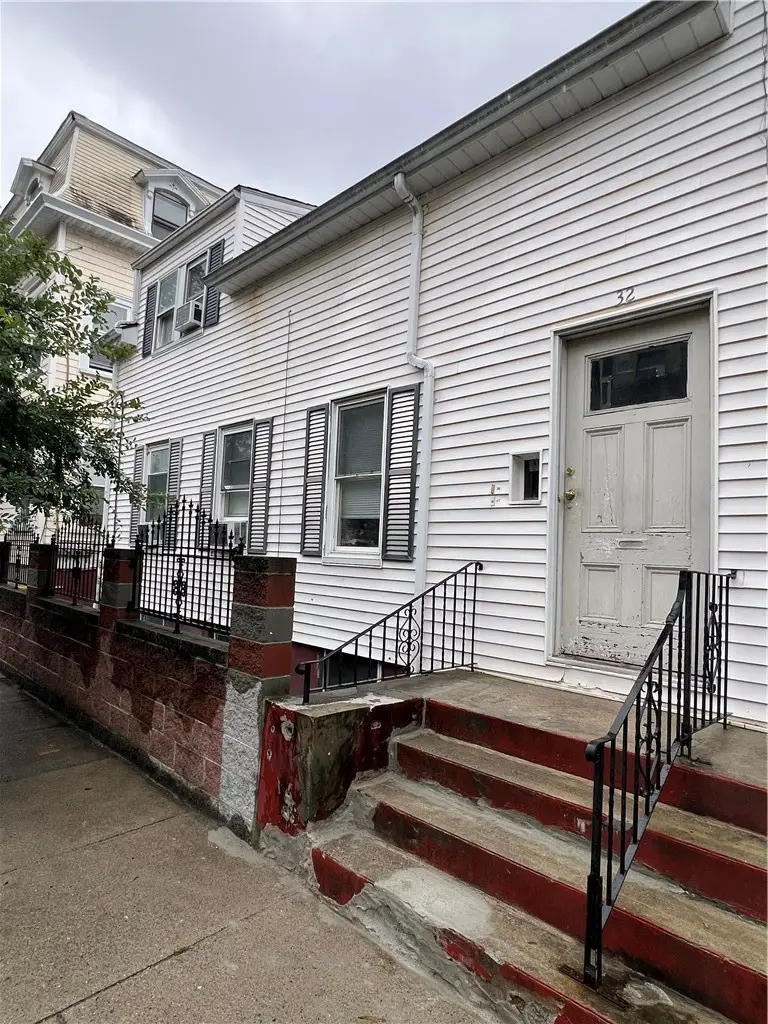 32 Almy Street, Providence, RI 02909 - #3
