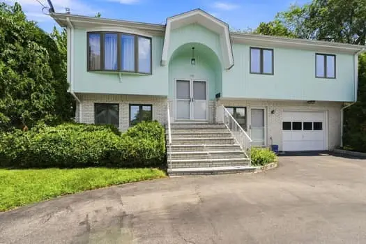 110 Barrett Avenue, North Providence, RI 02904