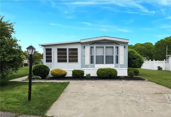 158 Holiday Court, South Kingstown, RI 02879