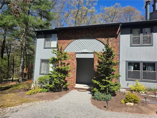10 Pheasant Run #A, Smithfield, RI 02917