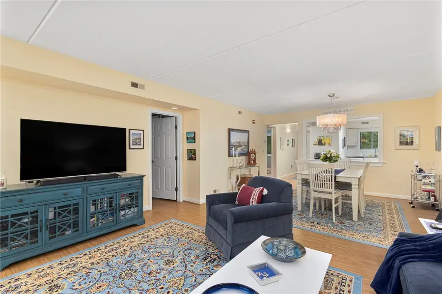 650 East Greenwich Avenue #3-308, West Warwick, RI 02893 - #2