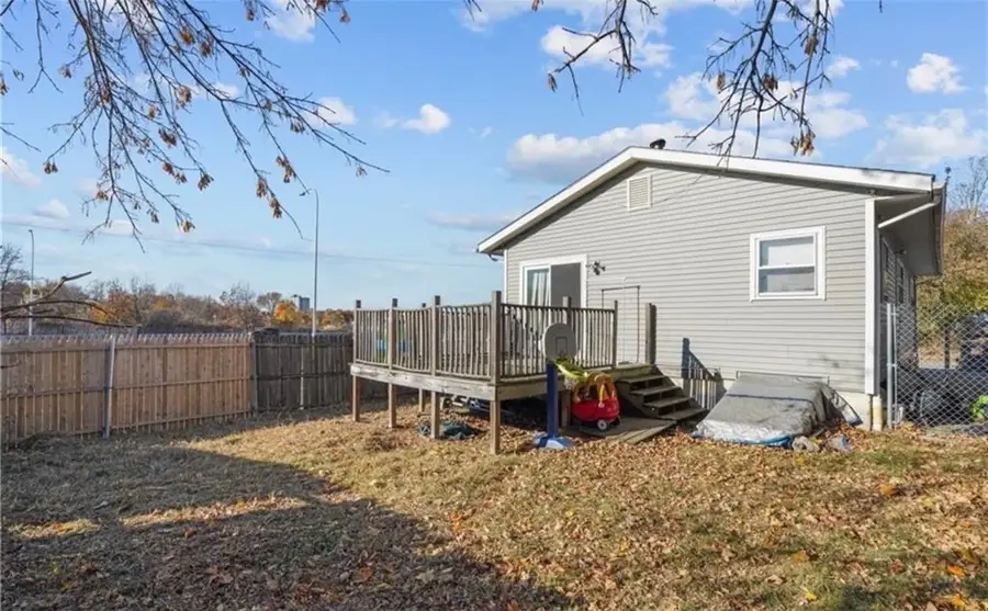 216 Wendell Street, Providence, RI 02909 - #3