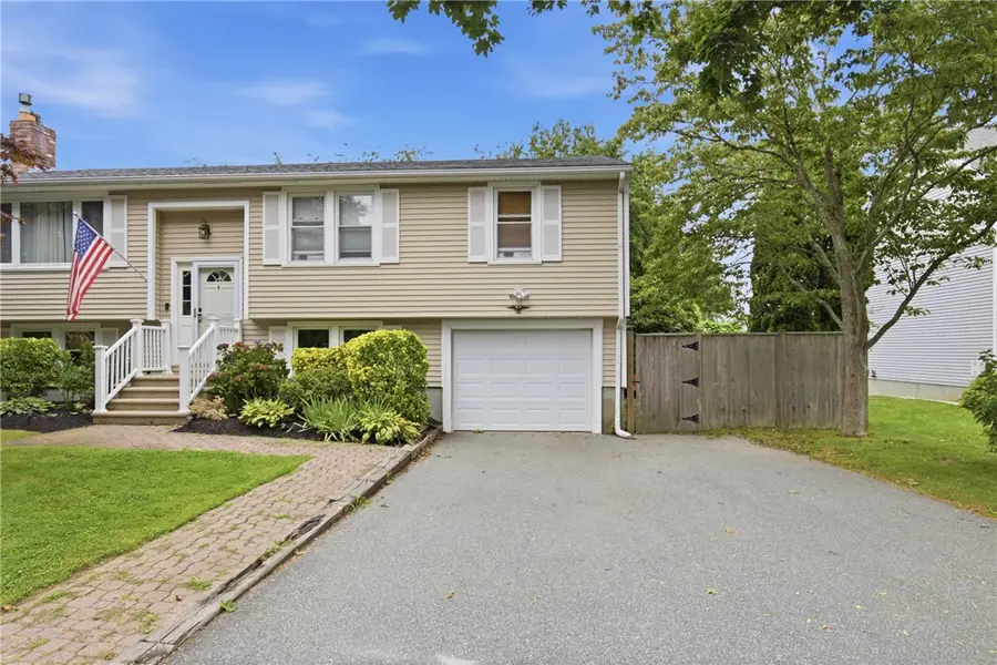 30 Lock Lane, Portsmouth, RI 02871 - #3