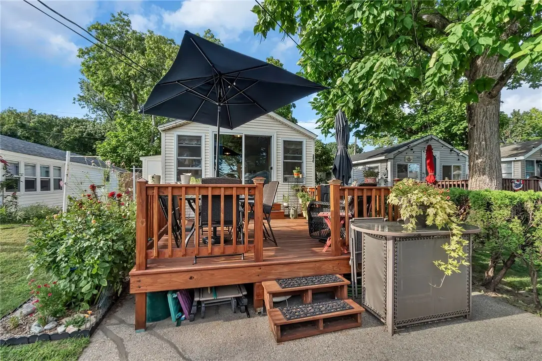 29 E Andrew Comstock Road, Warwick, RI 02886 - #1