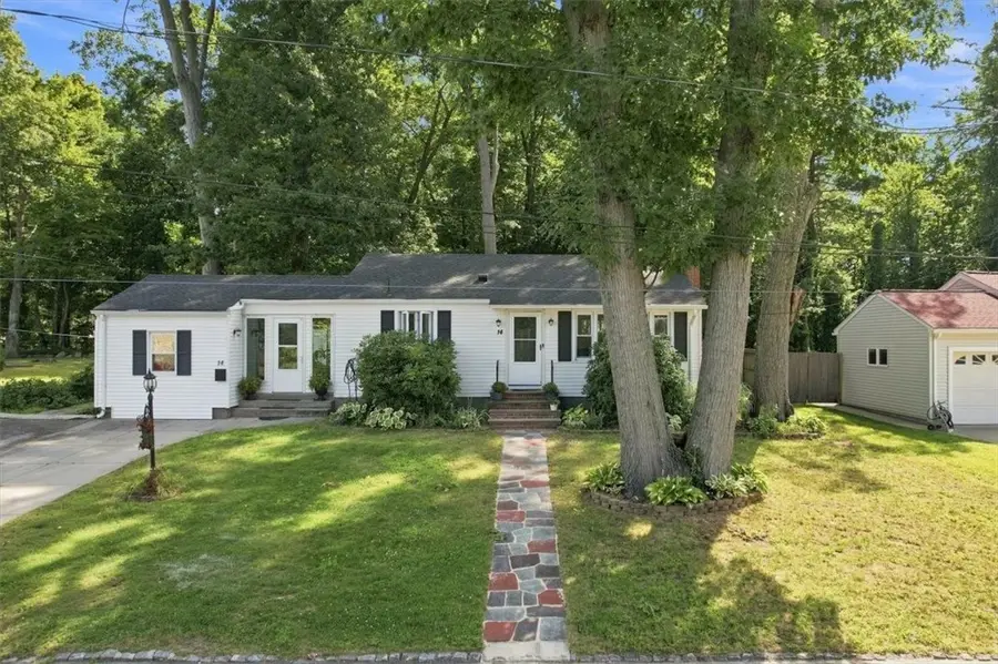 14 Woodhill Drive, Cranston, RI 02920 - #2