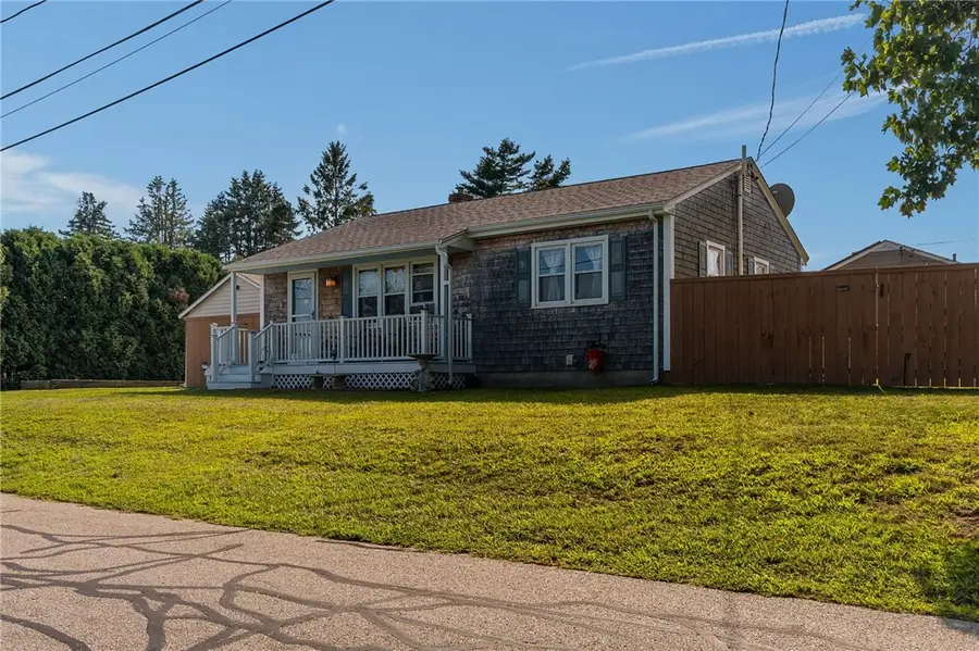 7 Thurston Avenue, Portsmouth, RI 02871 - #3