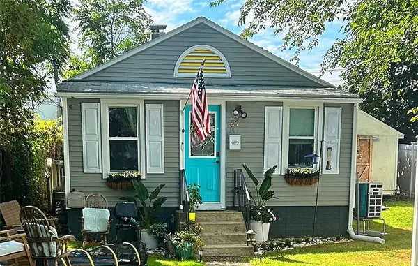147 Aborn Avenue, Warwick, RI 02888