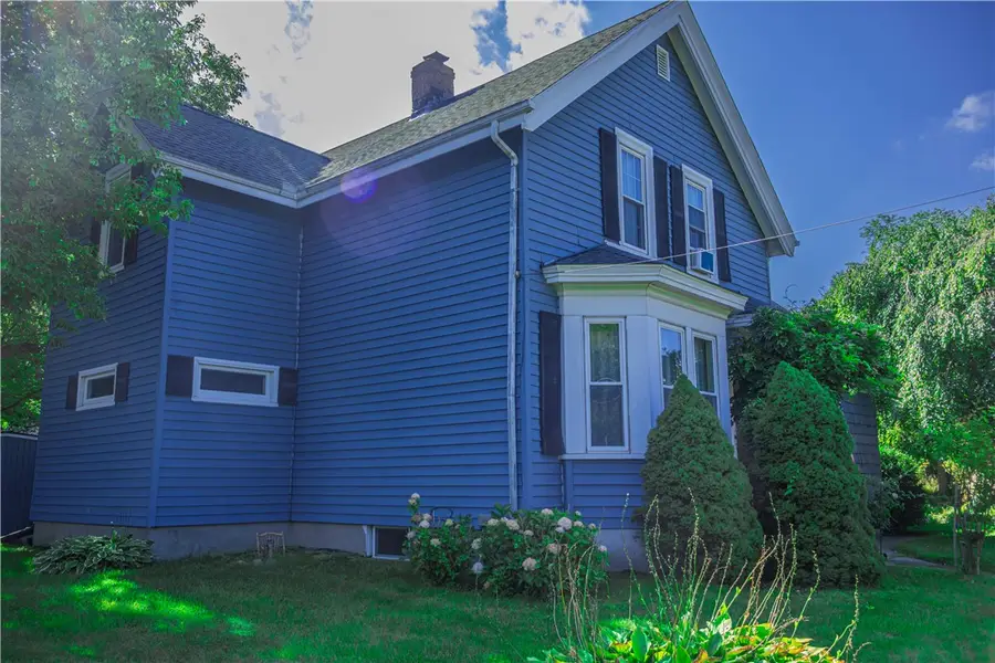 1502 Mendon Road, Woonsocket, RI 02895 - #3
