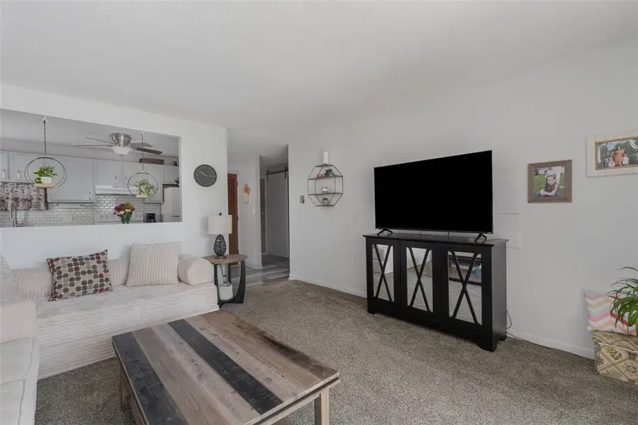 110 Pilgrim Parkway #6, Warwick, RI 02888 - #2