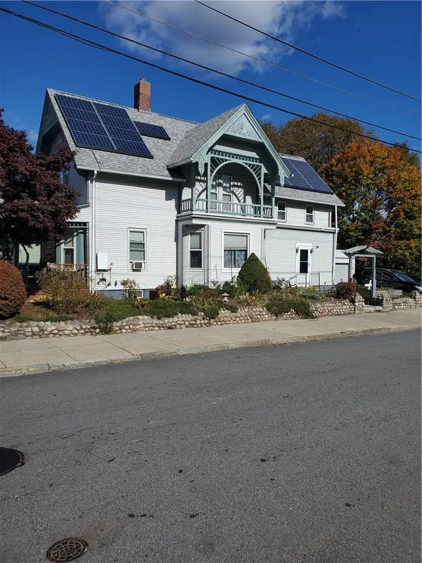 74 Maple Street, Woonsocket, RI 02895