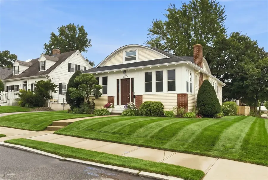 47 Friendly Road, Cranston, RI 02910 - #2