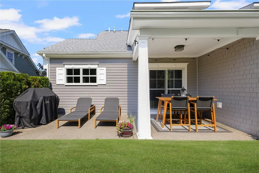 49 Travelers Court, East Greenwich, RI 02818 - #2
