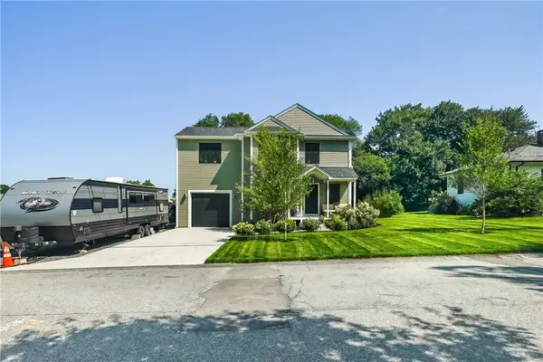 2 Overhill Road, Warren, RI 02885