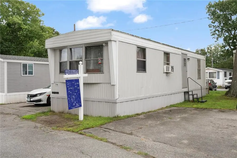 719 Forest Park, Middletown, RI 02842 - #2