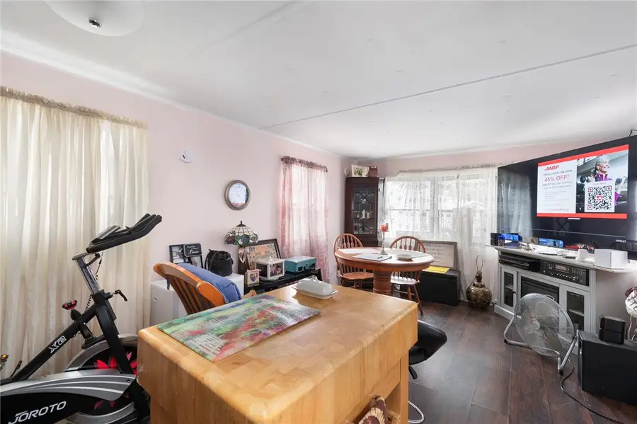 719 Forest Park, Middletown, RI 02842 - #3