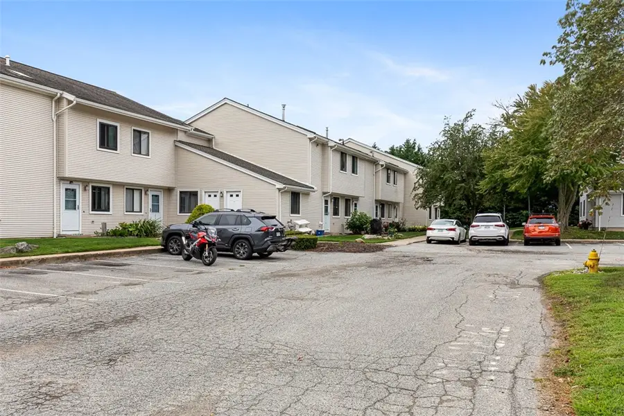 66 Girard Avenue #223, Newport, RI 02840 - #3