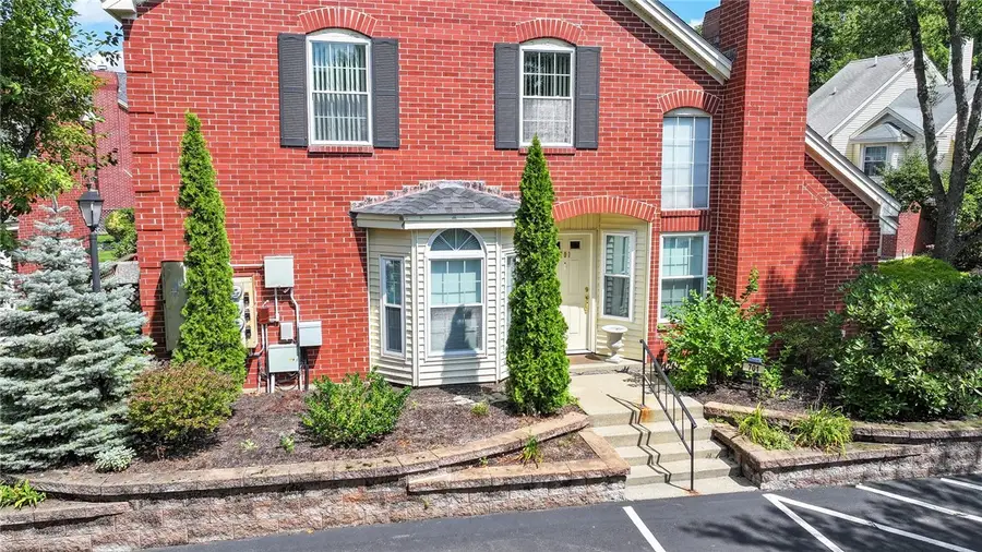 626 Smithfield Road #701, North Providence, RI 02904 - #3