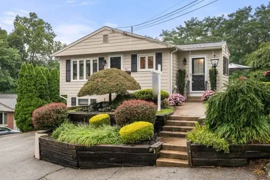 20 Dewey Avenue, North Providence, RI 02911 - #1