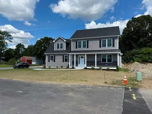 36 Sherwood Avenue, Warwick, RI 02888