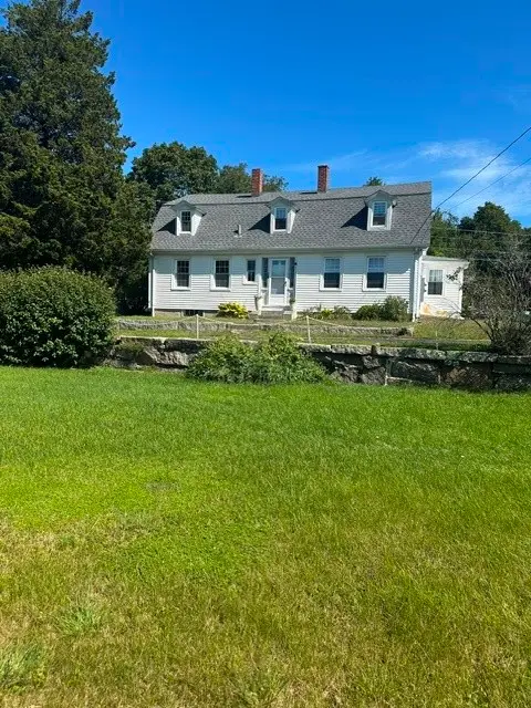 160 Westerly Bradford Road, Westerly, RI 02891