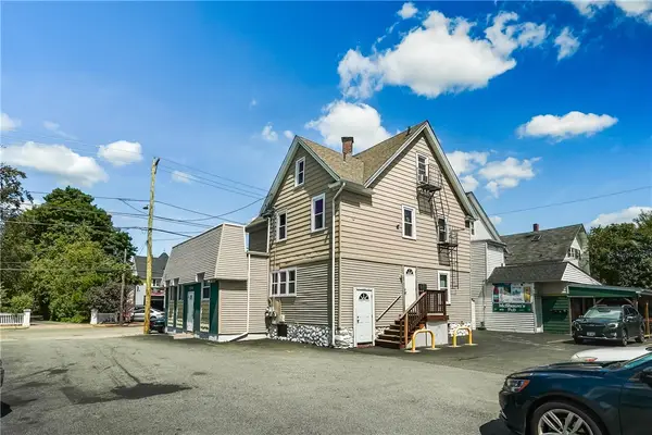 1340 Cranston Street, Cranston, RI 02920