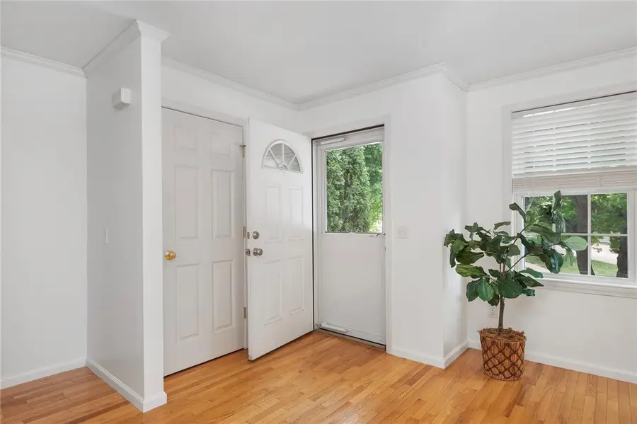4 Unity Street, Pawtucket, RI 02860 - #3
