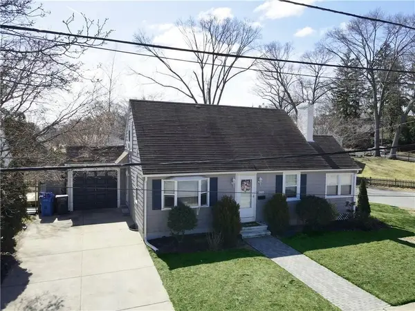 134 Westwood Avenue, Cranston, RI 02905
