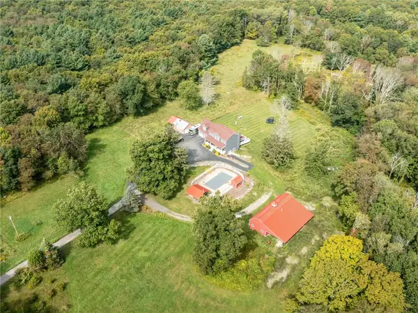203 Hartford Pike, Foster, RI 02825