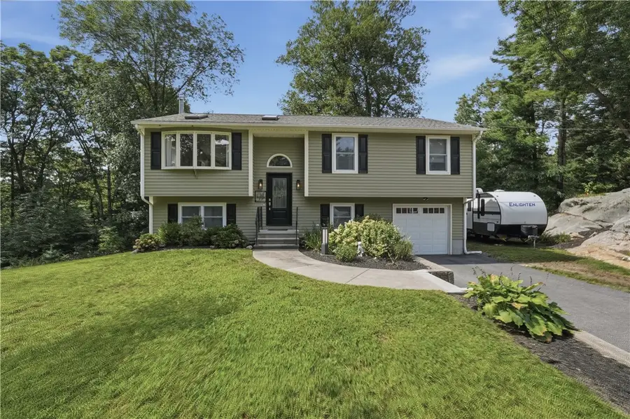32 Mountaindale Road, Smithfield, RI 02917 - #2