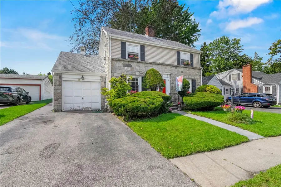30 Beacon Circle, Cranston, RI 02910 - #2