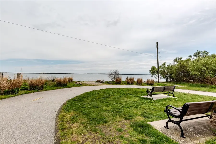 97 Floral Avenue, North Kingstown, RI 02852 - #3
