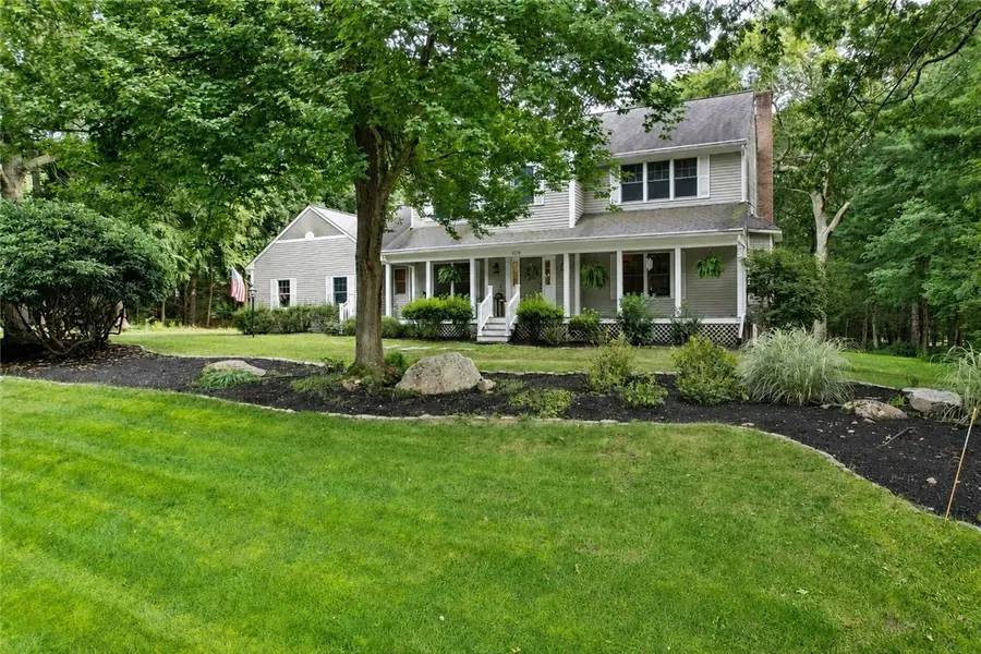109 Woodridge Drive, Saunderstown, RI 02874 - #2