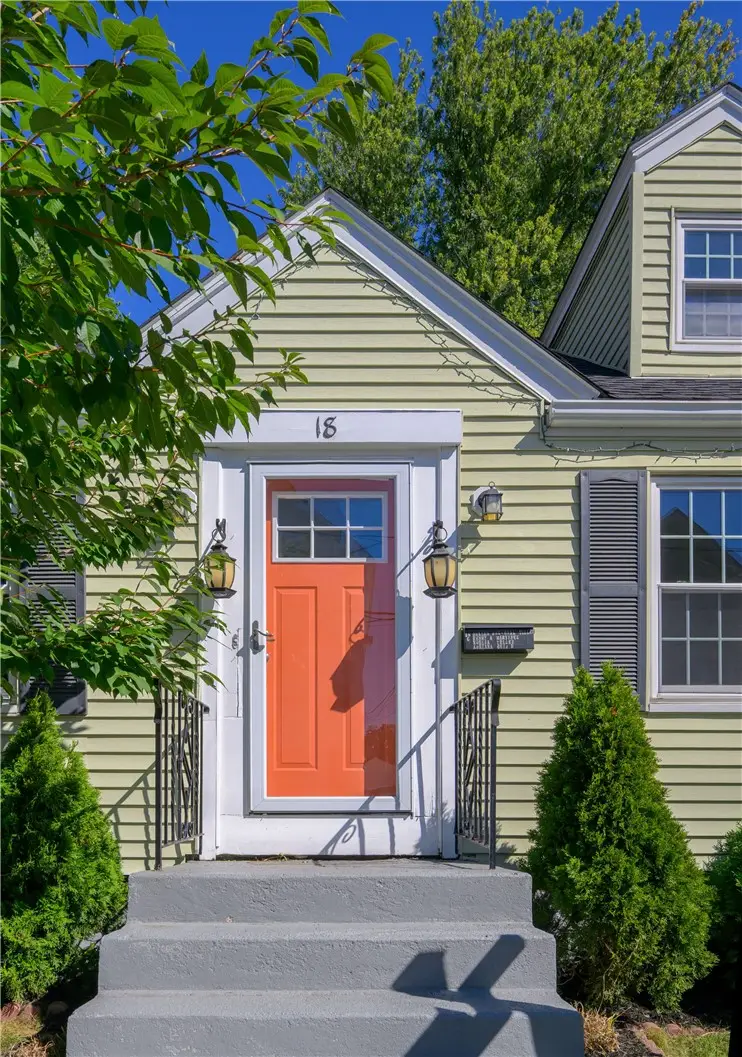 18 Clark Avenue, Pawtucket, RI 02860 - #3
