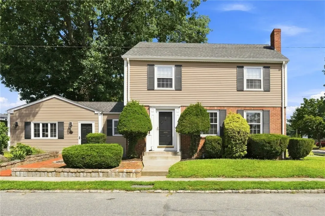 77 Ausdale Road, Cranston, RI 02910 - #1